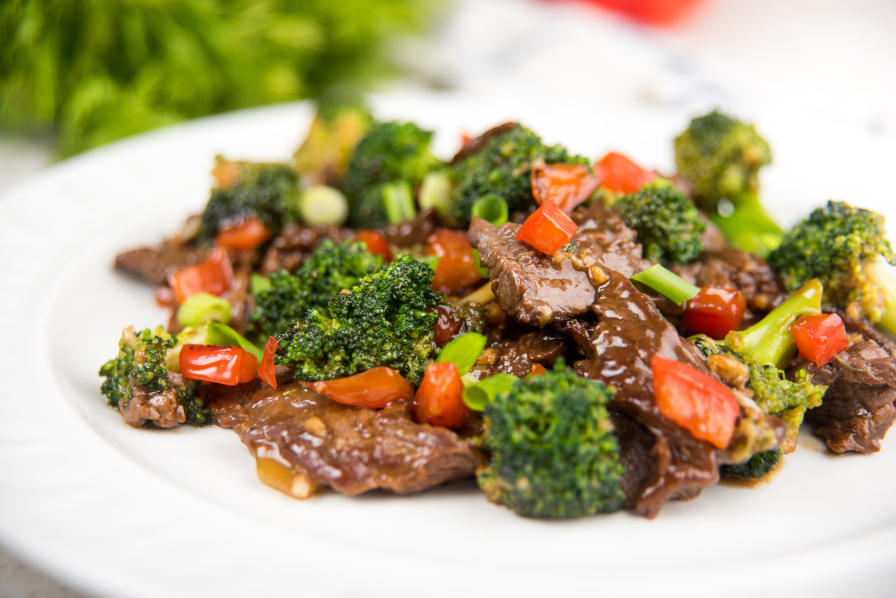 Stir-Fried Beef and Broccoli